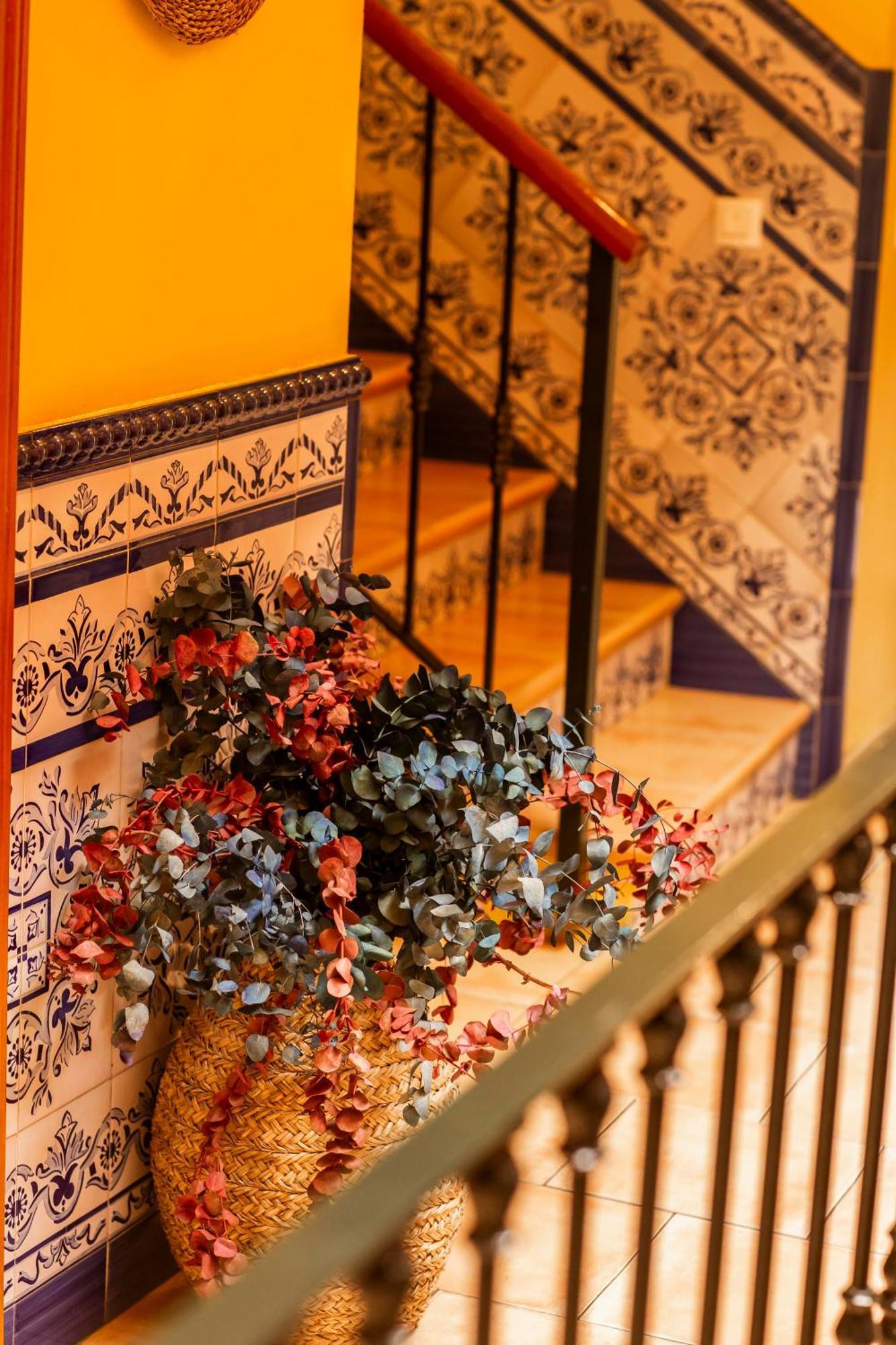 Pension Macarena Sevilla Bagian luar foto